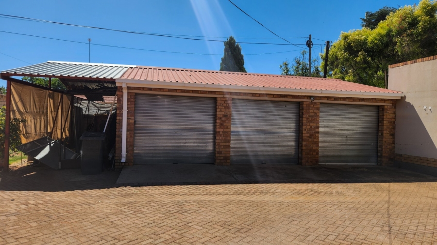 3 Bedroom Property for Sale in Stilfontein Ext 4 North West